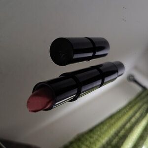 Matte Lipstick - Inconspicuous Brown